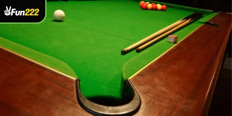 Tham gia bộ môn billiard 1 túi siêu kịch tính